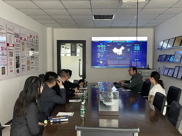 共謀未來！中國移動（河南）副總經(jīng)理李頡蒞臨泰斯特進行考察交流！